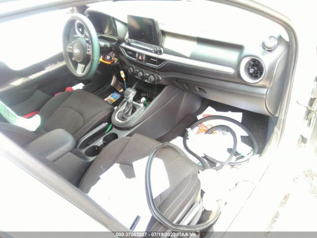 3KPF24AD2LE170143 KIA Forte Lxs