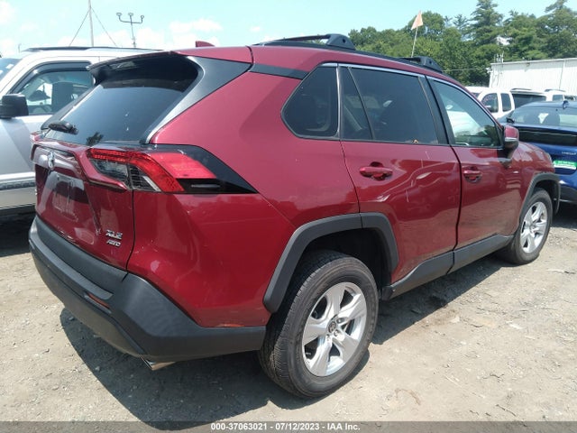 2021 TOYOTA RAV4 XLE VIN: 2T3P1RFV2MW169800