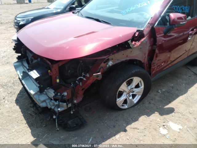 2021 TOYOTA RAV4 XLE VIN: 2T3P1RFV2MW169800