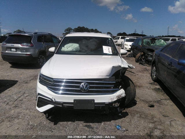 3VV2B7AX5NM138730 Volkswagen TIGUAN SE
