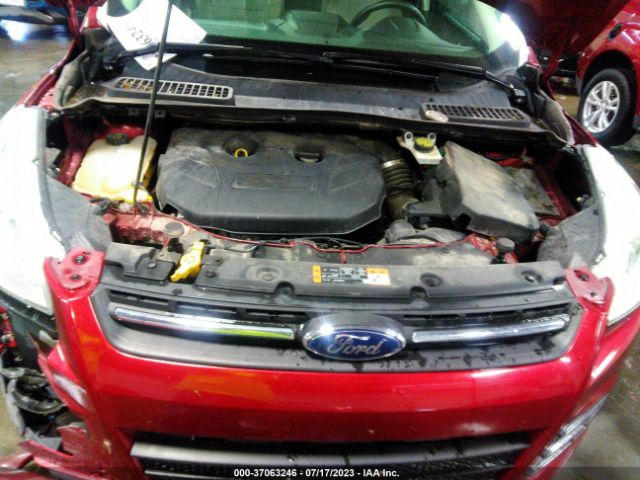 1FMCU9G99FUC67533 Ford ESCAPE SE