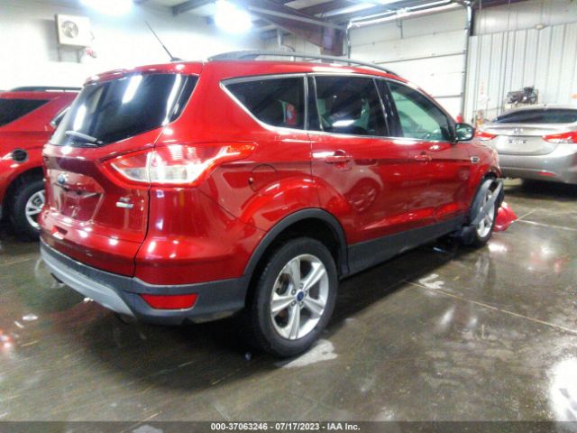 1FMCU9G99FUC67533 Ford ESCAPE SE