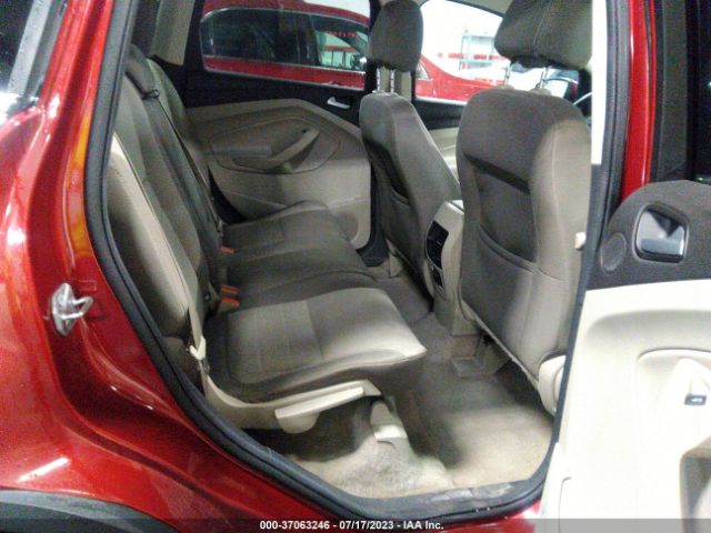 1FMCU9G99FUC67533 Ford ESCAPE SE