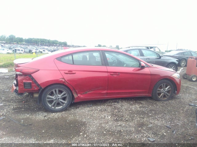 2017 HYUNDAI ELANTRA SE VIN: 5NPD84LF0HH024881