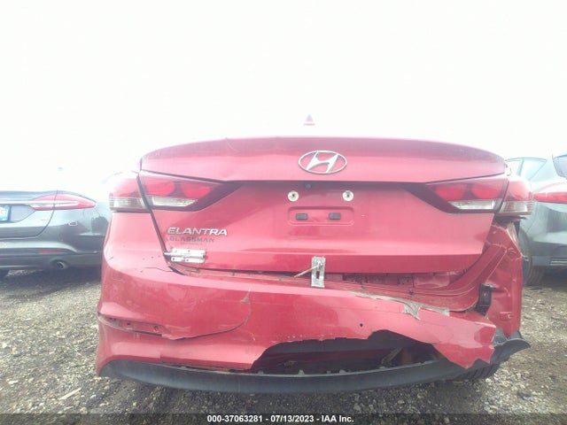 2017 HYUNDAI ELANTRA SE VIN: 5NPD84LF0HH024881