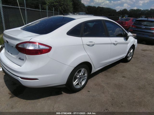 3FADP4BJ4HM159516 Ford FIESTA SE