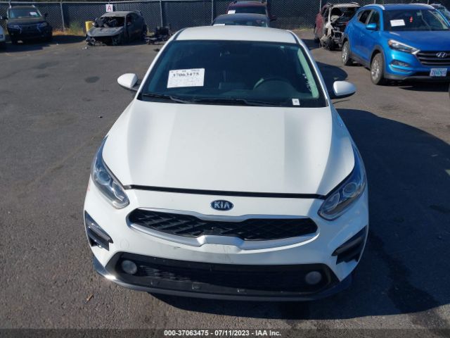3KPF24AD9ME290037 KIA Forte Lxs
