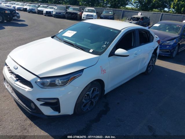 3KPF24AD9ME290037 KIA Forte Lxs