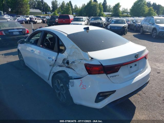3KPF24AD9ME290037 KIA Forte Lxs
