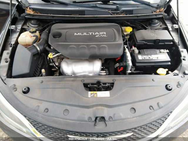 1C3CCCAB5FN530003 Chrysler 200 Limited