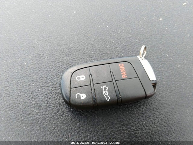 1C3CCCAB5FN530003 Chrysler 200 Limited