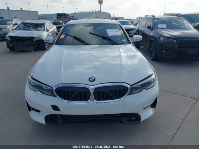 3MW5R1J52K8B02241 BMW 3 Series 330i