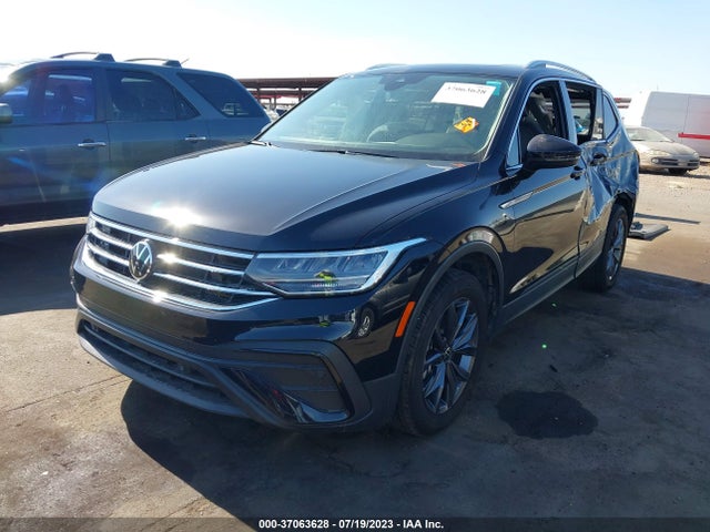 3VV3B7AX6NM119480 Volkswagen TIGUAN SE