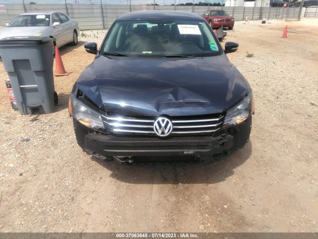 1VWAT7A32FC077549 Volkswagen Passat 1.8t S