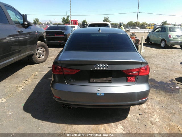 WAUACGFFXF1002936 Audi A3 1.8t Premium