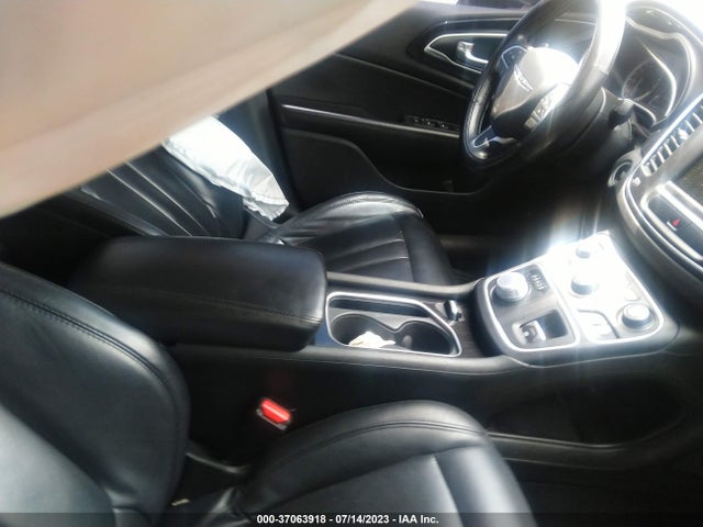 2015 CHRYSLER 200 C VIN: 1C3CCCCG4FN703678