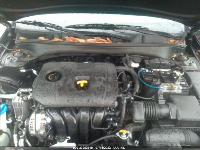 3KPF54AD4NE458269 KIA Forte Gt-line