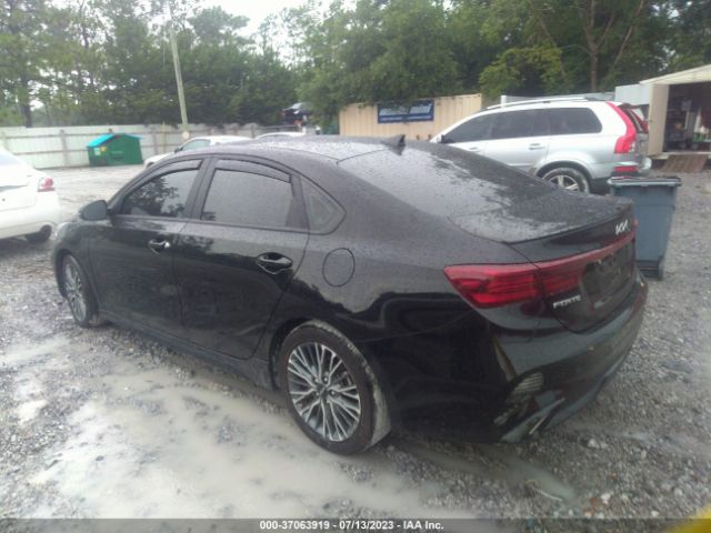 3KPF54AD4NE458269 KIA Forte Gt-line