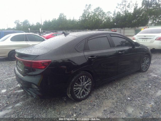 3KPF54AD4NE458269 KIA Forte Gt-line