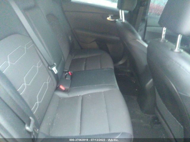 3KPF54AD4NE458269 KIA Forte Gt-line