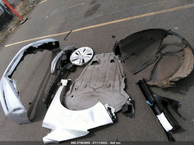 1N4AZ1BV6MC553982 Nissan LEAF S
