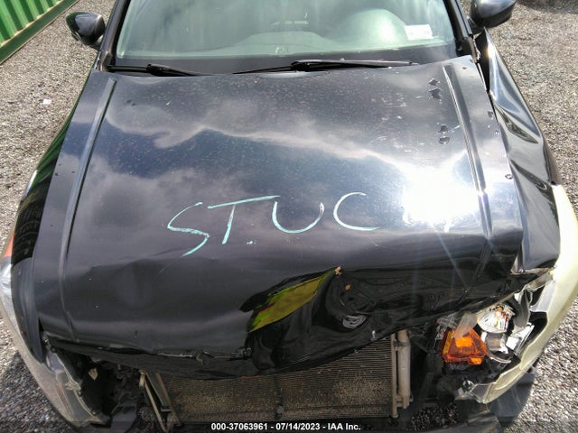 2011 HONDA ACCORD SDN EX-L VIN: 1HGCP3F86BA000753