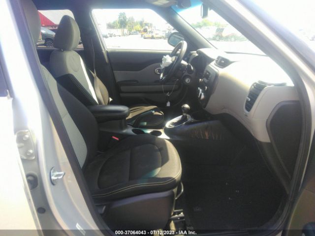 KNDJP3A58F7781006 KIA SOUL +