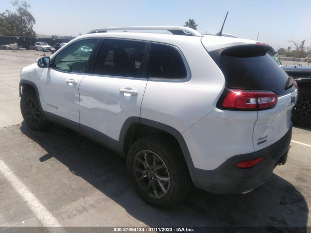 1C4PJMCS7GW105478 Jeep Cherokee Latitude