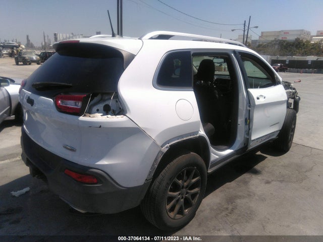 1C4PJMCS7GW105478 Jeep Cherokee Latitude
