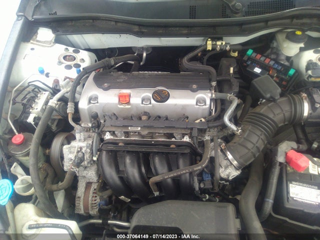 2011 HONDA ACCORD SDN SE VIN: 1HGCP2F66BA004844