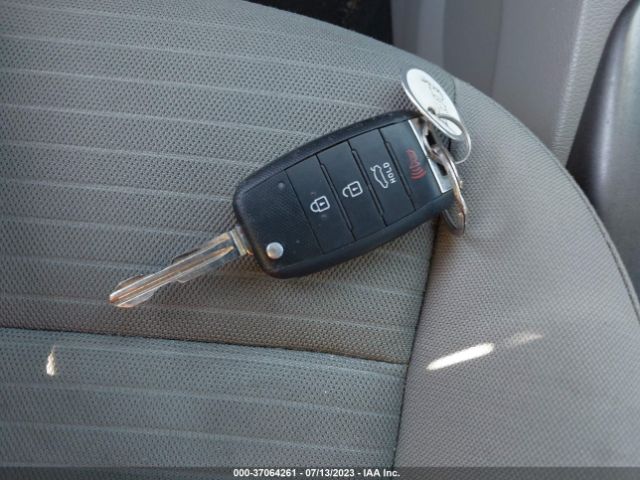 KNAFX4A61E5237913 KIA FORTE LX