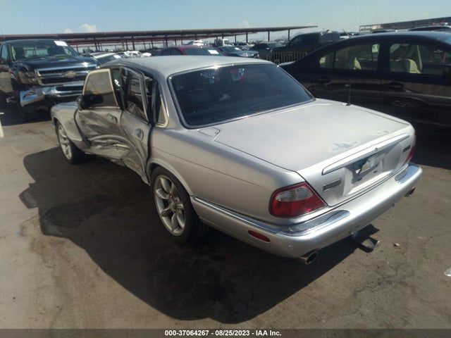 2003 JAGUAR XJ SAJDA15B83MF51065 Photo 2