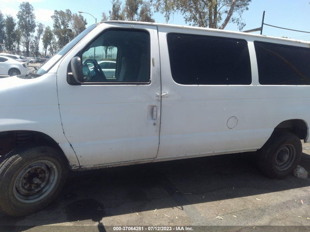 1998 FORD CLUB WAGON XL/XLT VIN: 1FBSS31L0WHA12452