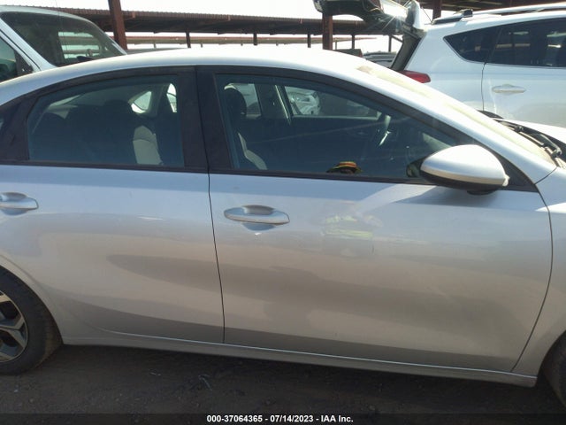 2021 KIA FORTE LXS VIN: 3KPF24AD1ME307736