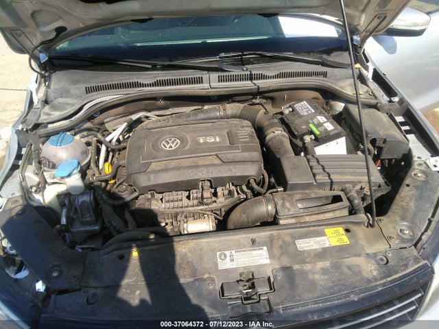 3VWD17AJ6EM396175 Volkswagen Jetta Sedan Se W/connectivity