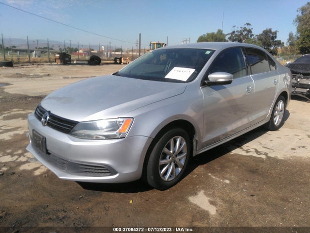 3VWD17AJ6EM396175 Volkswagen Jetta Sedan Se W/connectivity