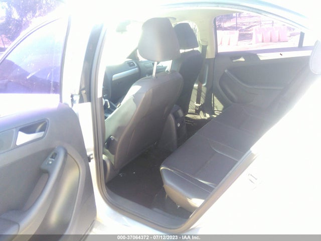3VWD17AJ6EM396175 Volkswagen Jetta Sedan Se W/connectivity