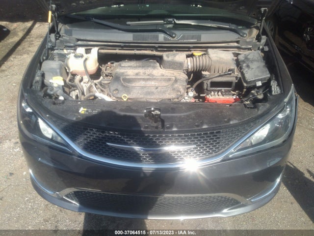 2C4RC1BG0JR148851 Chrysler Pacifica Touring L