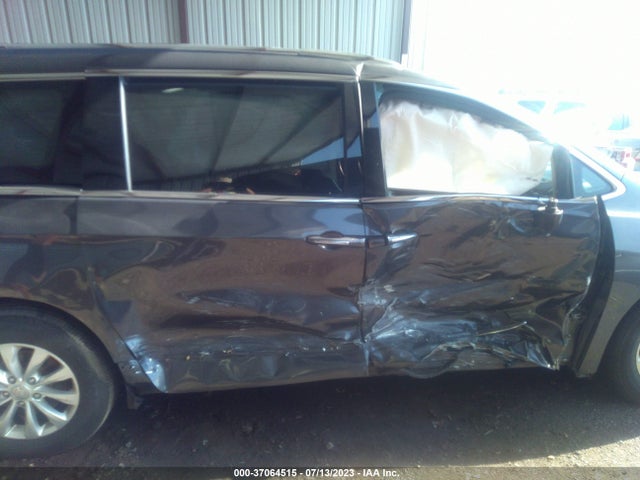 2C4RC1BG0JR148851 Chrysler Pacifica Touring L