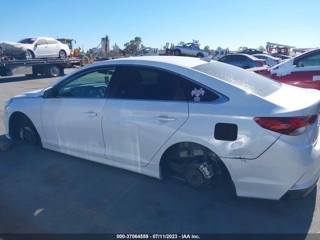 Hyundai SONATA SE 2019 5NPE24AF0KH735934 Image 6