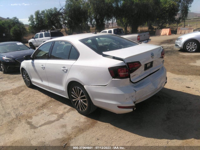3VWD17AJ7GM306065 Volkswagen Jetta Sedan 1.8t Sport