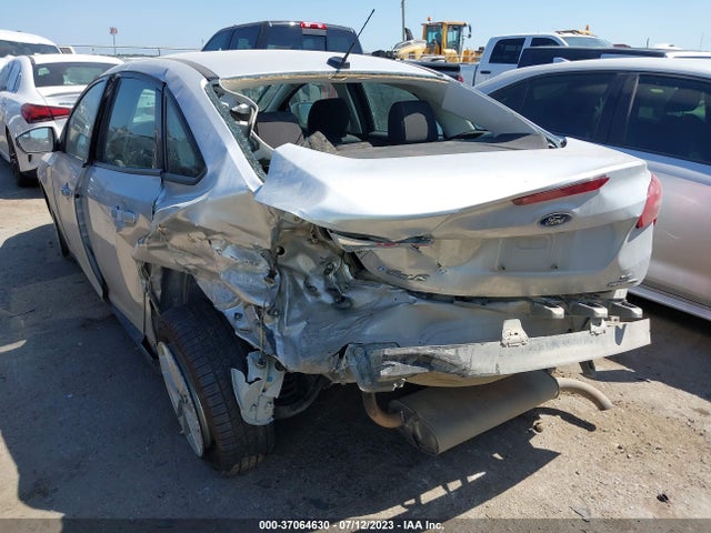 2016 FORD FOCUS SE VIN: 1FADP3F25GL217369