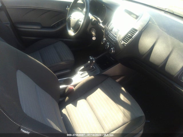 KIA Forte 5-door Lx 2016 KNAFK5A85G5547314 Image 5