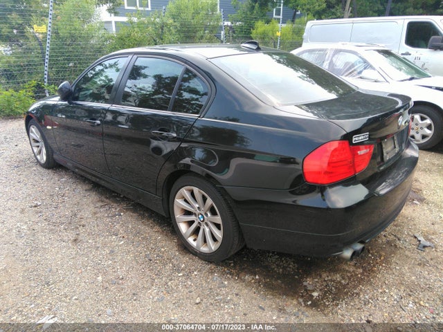 2011 BMW 3 SERIES 328I VIN: WBAPH7G52BNN05137