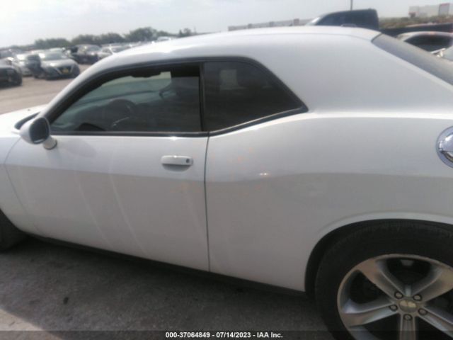 2C3CDYAG1EH277016 Dodge Challenger Sxt