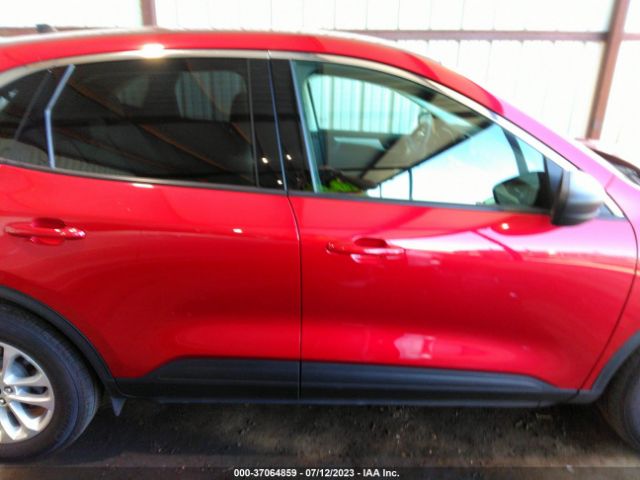 1FMCU0G60NUB61715 Ford ESCAPE SE