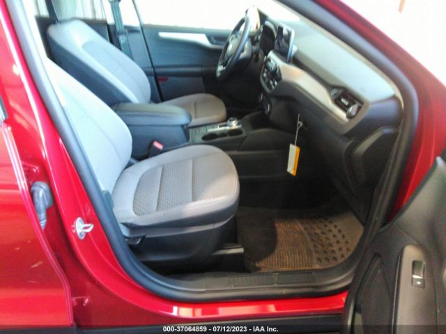 1FMCU0G60NUB61715 Ford ESCAPE SE