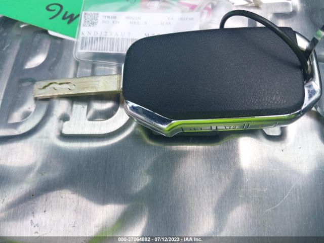 KNDJ23AU7M7747464 KIA SOUL S