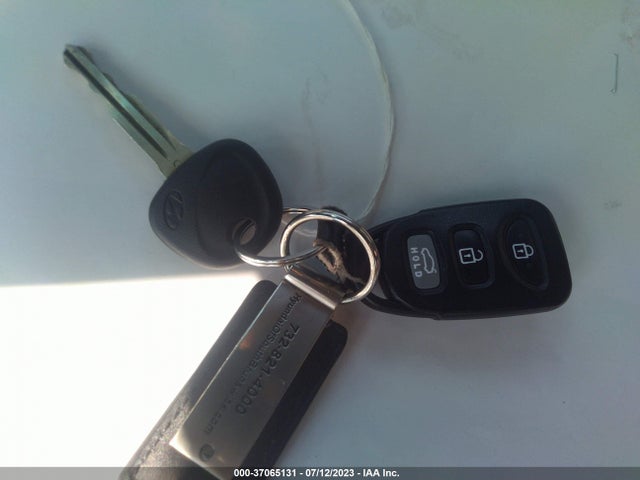 2014 HYUNDAI ELANTRA SE VIN: KMHDH4AE6EU202915