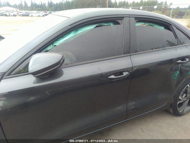 WAUHUDGY6PA068332 Audi A3 Premium Plus